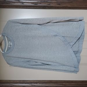 EUC Latched Mama lightweight petal nursing crewneck